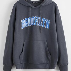 SHEIN Brooklyn Letter Graphic Drop Shoulder Pocket Front Hoodie
